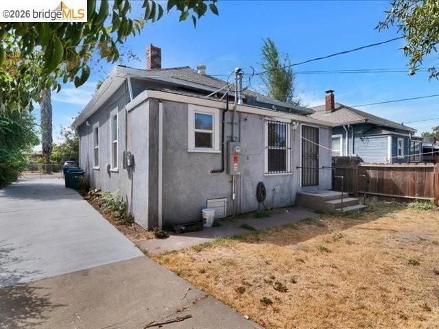 2487 E Sonora St, Stockton, CA 95205 Main Photo