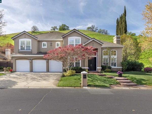 1536 Serafix Rd, Alamo, CA 94507