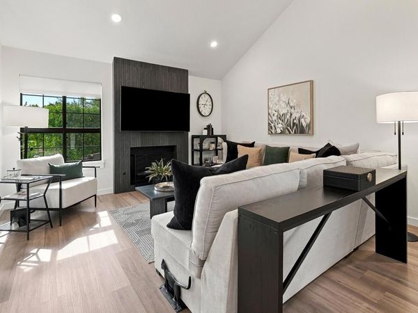 126 Avellino Circle, Palm Desert, CA 92211
