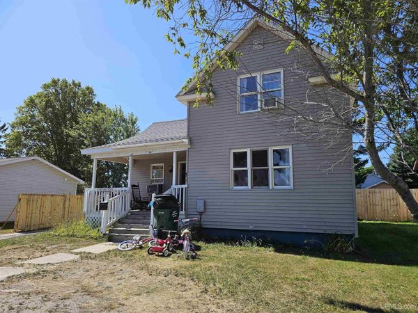 125 N Second Street, Manistique, MI 49854