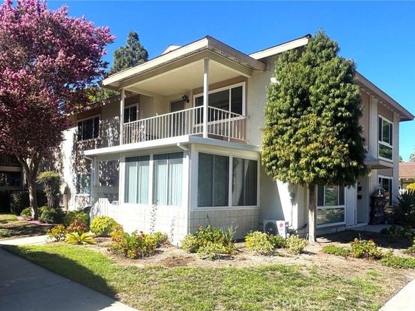 48 Calle Aragon, Unit A, Laguna Woods, CA 92637