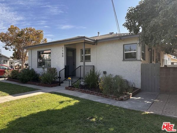 1160 N Fries Avenue, Wilmington, CA 90744