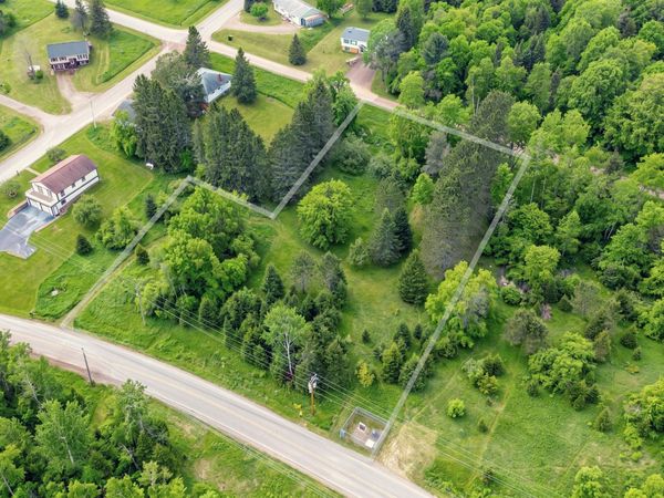 730 Coolidge Avenue, Iron River, MI 49935