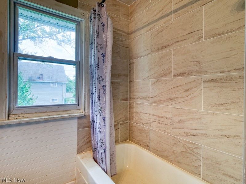 13511 Beaumont Avenue, East Cleveland, OH 44112 Photo 16