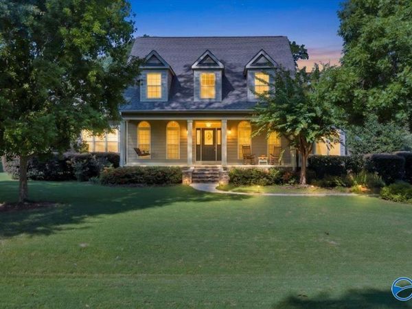 1235 Peninsula Drive, Scottsboro, AL 35769