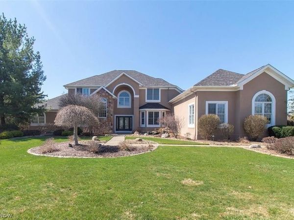 4174 Fox Meadow Drive , Medina, OH 44256