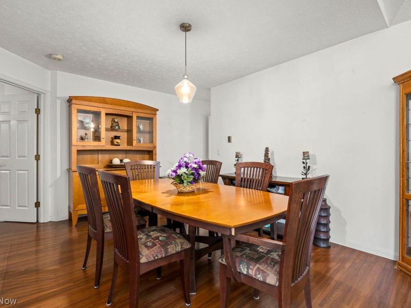 5221 Parkhurst Drive, Sheffield Village, OH 44054 Photo 17