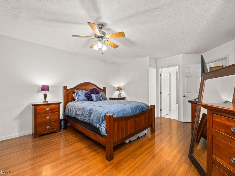 5221 Parkhurst Drive, Sheffield Village, OH 44054 Photo 20