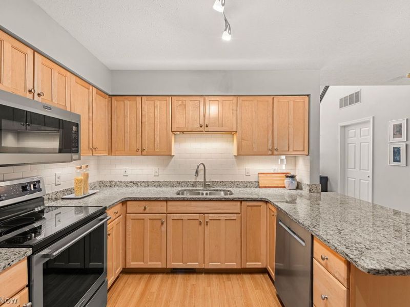 3214 Orchard Way, Westlake, OH 44145 Photo 7