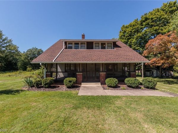 31084 Lorain Road , North Olmsted, OH 44070