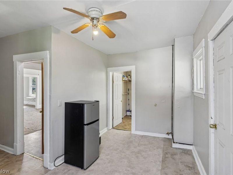 942 E 79th Street, Cleveland, OH 44103 Photo 28