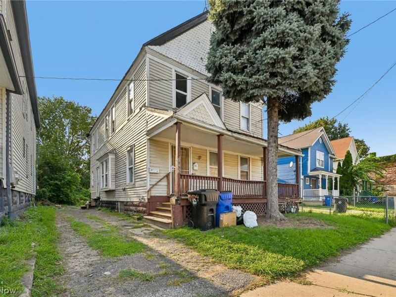 942 E 79th Street, Cleveland, OH 44103 Photo 3