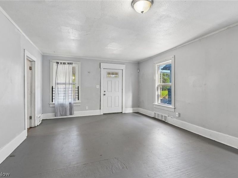 942 E 79th Street, Cleveland, OH 44103 Photo 4