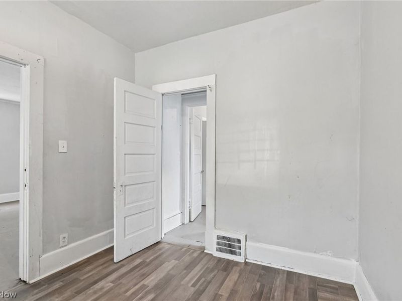 942 E 79th Street, Cleveland, OH 44103 Photo 7