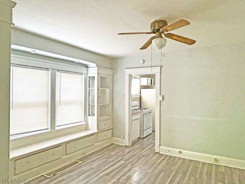 3329 W 99TH Street, Cleveland, OH 44102 Photo 11