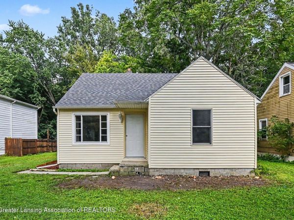 6409 Coulson Court, Lansing, MI 48911