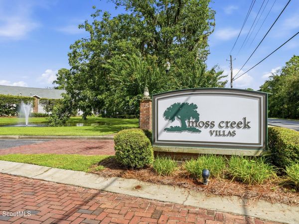 457 Moss Creek Lane , Brunswick, GA 31520