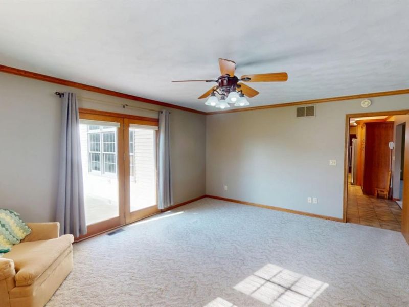 41 W Adams Drive, Fremont, OH 43420 Photo 24
