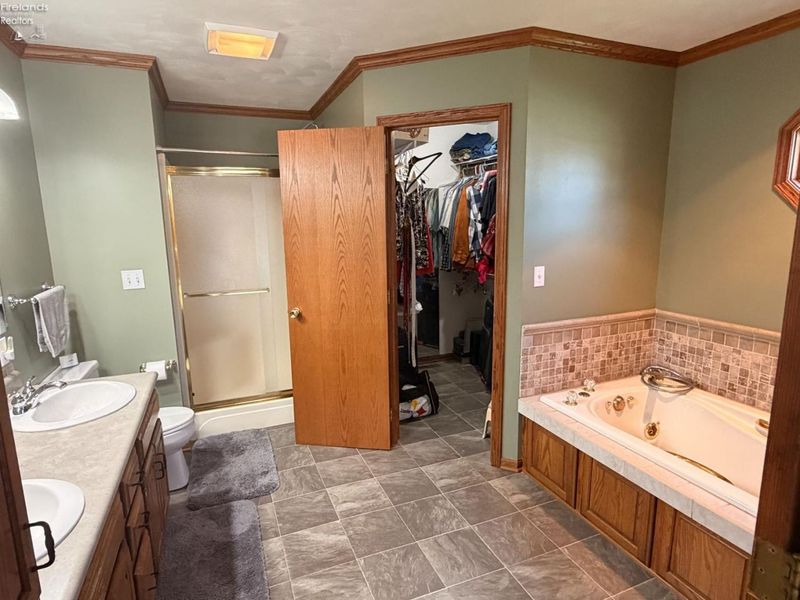 41 W Adams Drive, Fremont, OH 43420 Photo 31