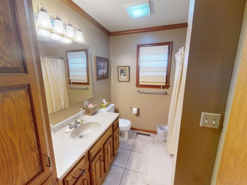 41 W Adams Drive, Fremont, OH 43420 Photo 40