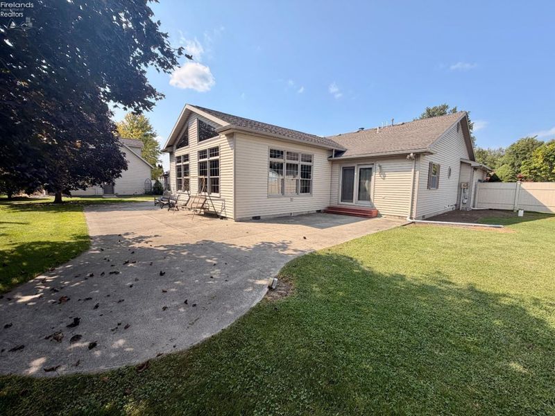 41 W Adams Drive, Fremont, OH 43420 Photo 60