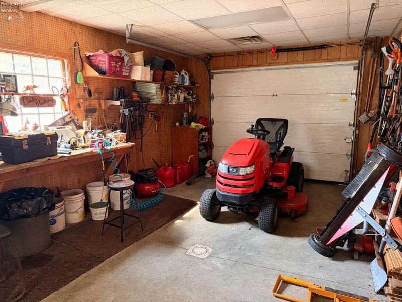 41 W Adams Drive, Fremont, OH 43420 Photo 66