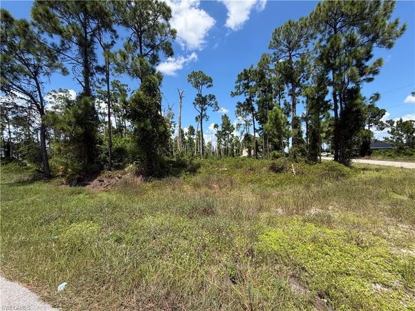 1058 Manta AVE S, LEHIGH ACRES, FL 33974