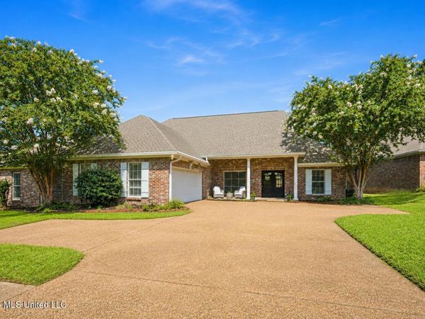 728 Danforth Drive, Madison, MS 39110
