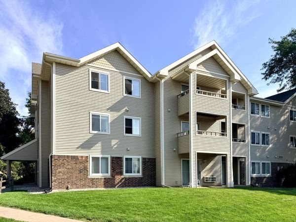 1124 Morraine View DRIVE, Unit 202, Madison, WI 53719
