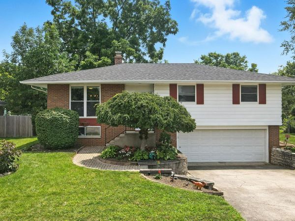 3890 Tamara Drive , Grove City, OH 43123