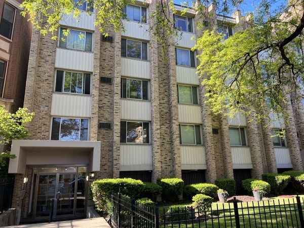 510 W Fullerton Parkway , Unit 302, Chicago, IL 60614
