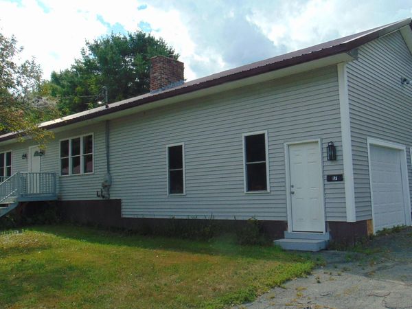 17 Edwards Street , Lincoln, ME 04457