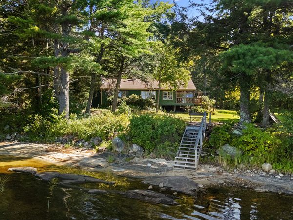95 Mapleridge Road , Nobleboro, ME 04555
