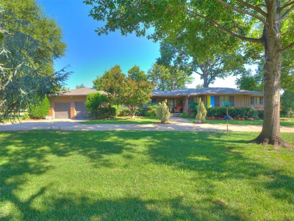 2603 S Columbia Place , Tulsa, OK 74114