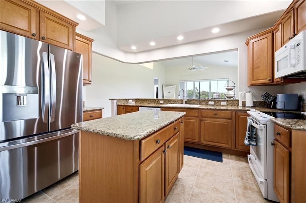 7877 Hawthorne Dr, Unit 104, Naples, FL 34113 Photo