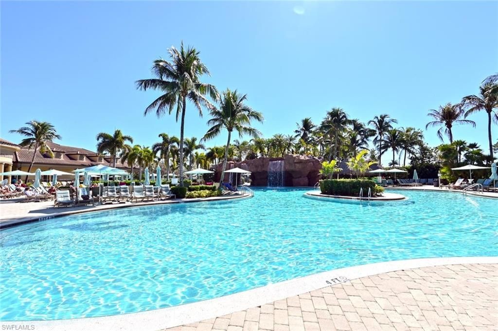 7877 Hawthorne Dr, Unit 104, Naples, FL 34113 Photo
