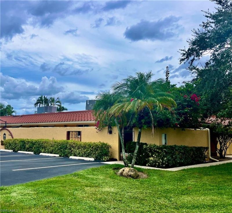 186 Harrison Rd, Unit H4, Naples, FL 34112 Photo