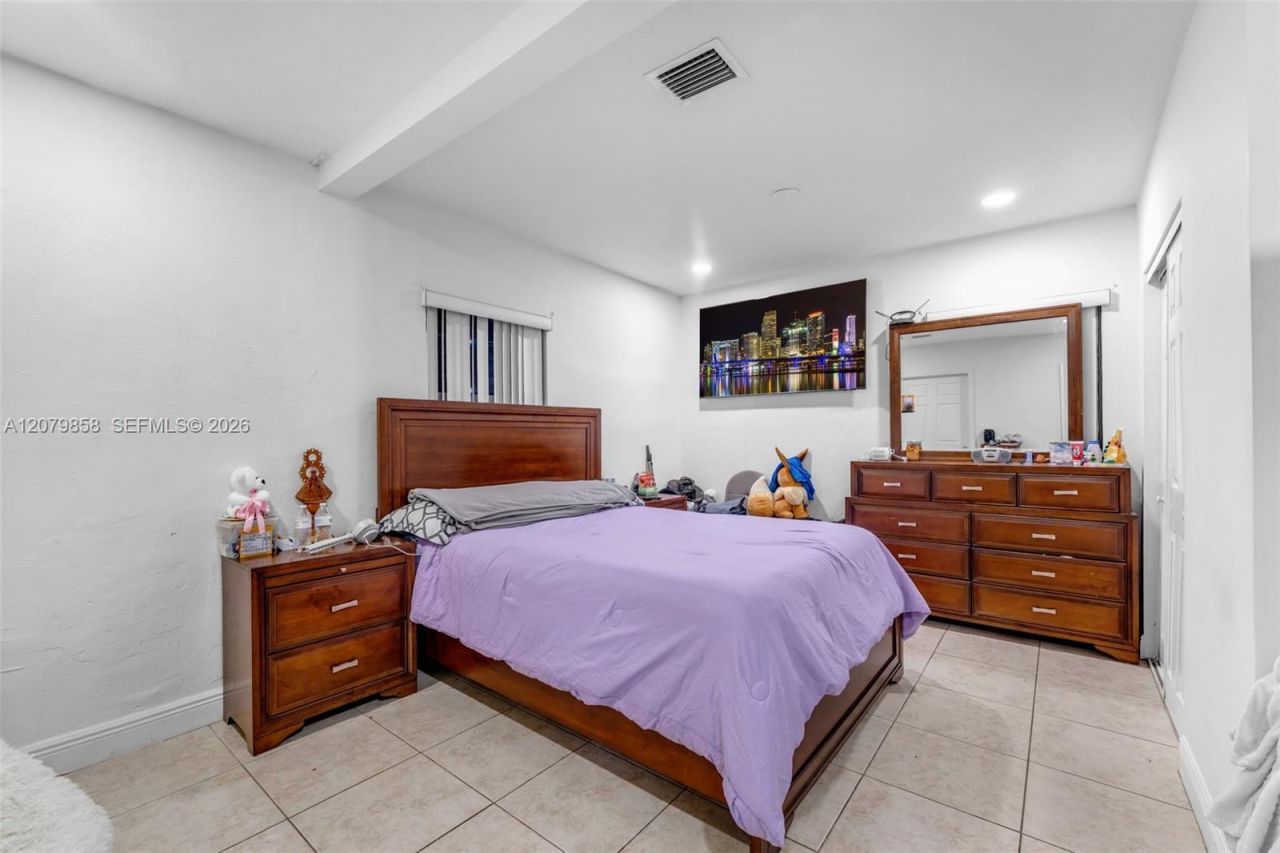 9741 Bahama Dr , Cutler Bay, FL 33189 Photo