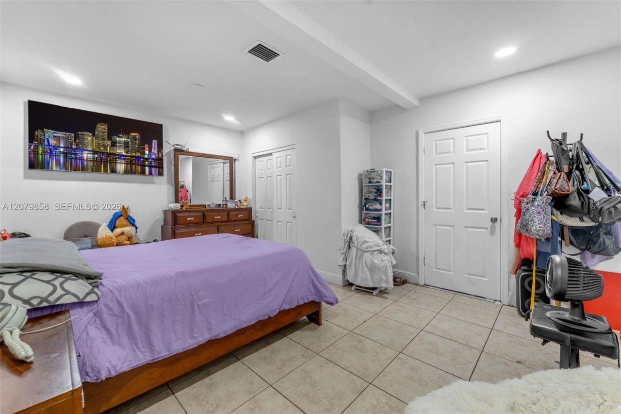 9741 Bahama Dr , Cutler Bay, FL 33189 Photo