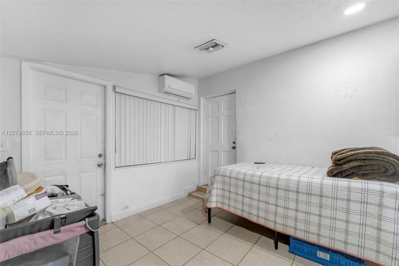 9741 Bahama Dr , Cutler Bay, FL 33189 Photo