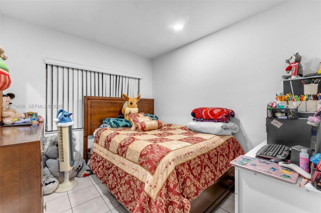 9741 Bahama Dr , Cutler Bay, FL 33189 Photo