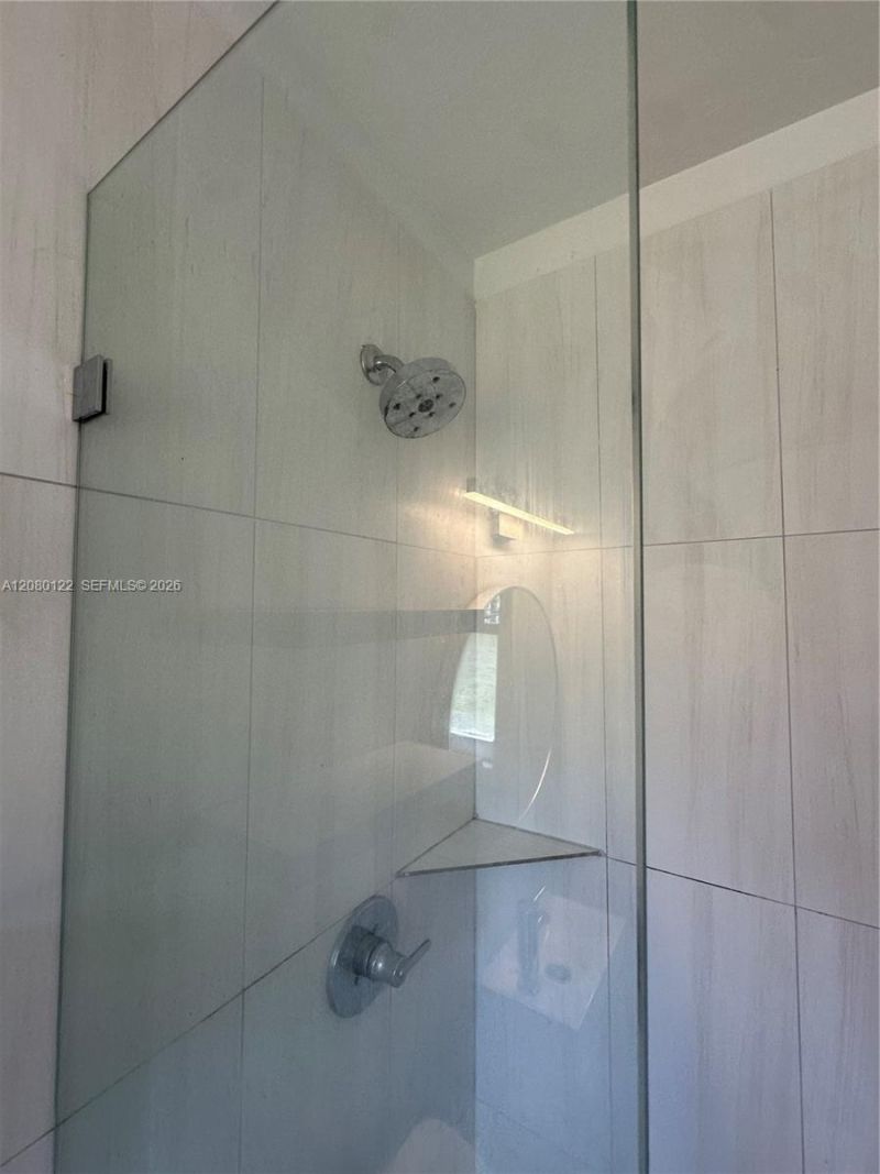 415 75th St, Unit 2A, Miami Beach, FL 33141 Photo