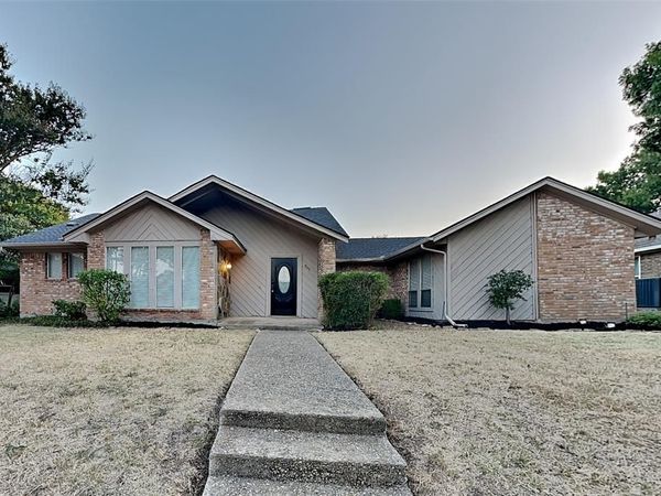 909 Keenan Circle , Plano, TX 75075