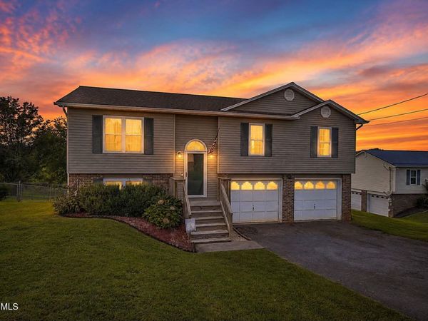 107 Kinchloe Court, Jonesborough, TN 37659
