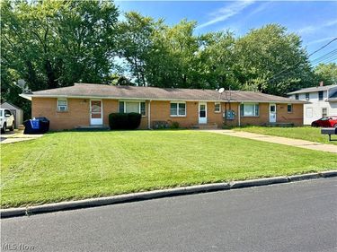 4823 Dunsmore Avenue, Ashtabula, OH 44004