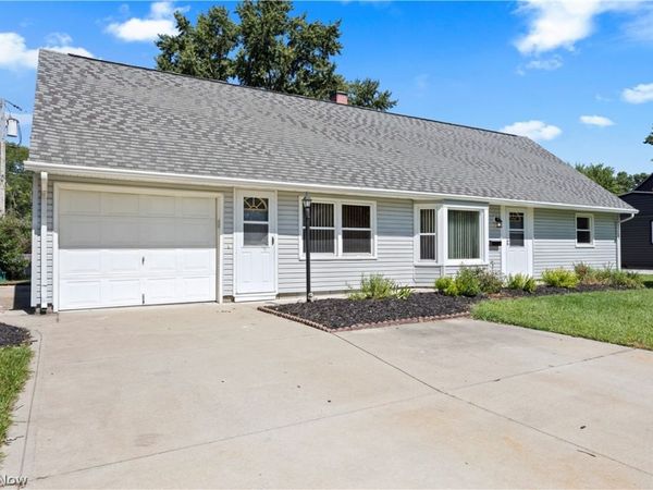 4885 Oster Road, Sheffield Lake, OH 44054