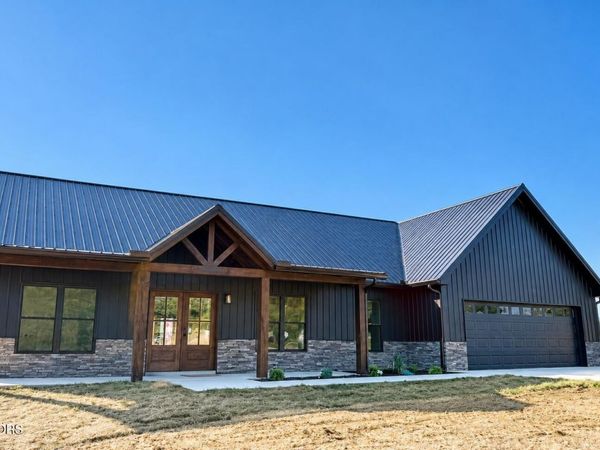 770 Rock Hill Rd, Newport, TN 37821