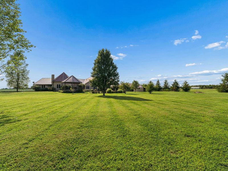 18964 London Road, Circleville, OH 43113 Photo 11