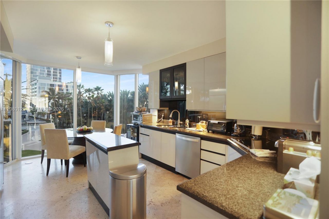 17555 Collins Ave , Unit 308, Sunny Isles Beach, FL 33160 Photo