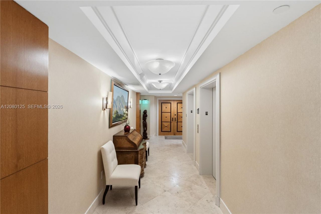 17555 Collins Ave , Unit 308, Sunny Isles Beach, FL 33160 Photo